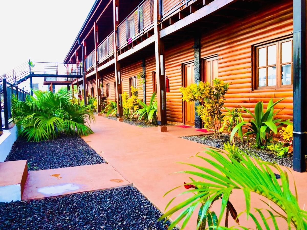 Hotel Alma Pura Puerto Iguazú Exterior foto